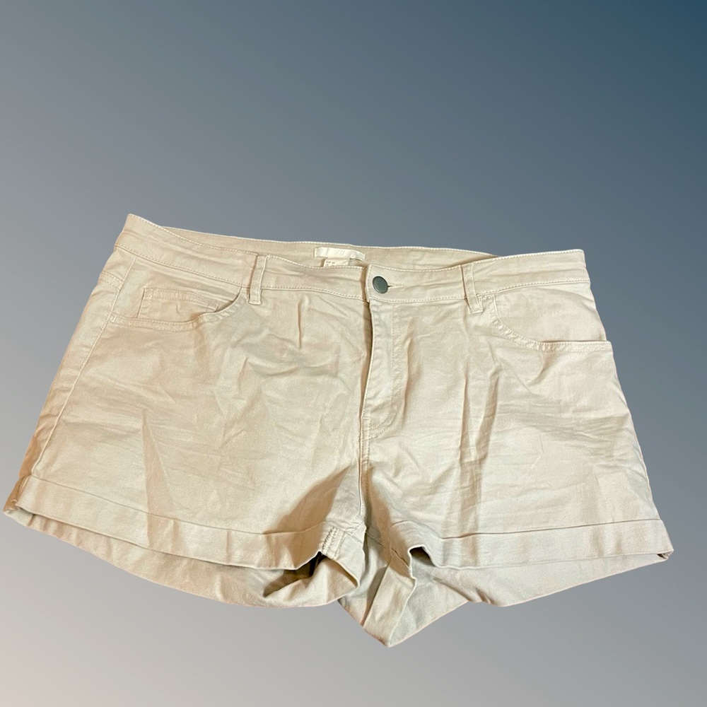 H&M Light Beige High Waist Women's Shorts